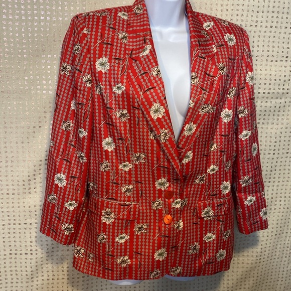 La Lisette Red Blazer Floral & Grey Dots Pinstripes - Picture 2 of 10